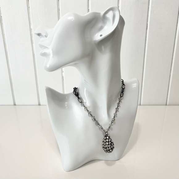 Rhinestone Pewter Teardrop Pendant Necklace - Picture 1 of 8
